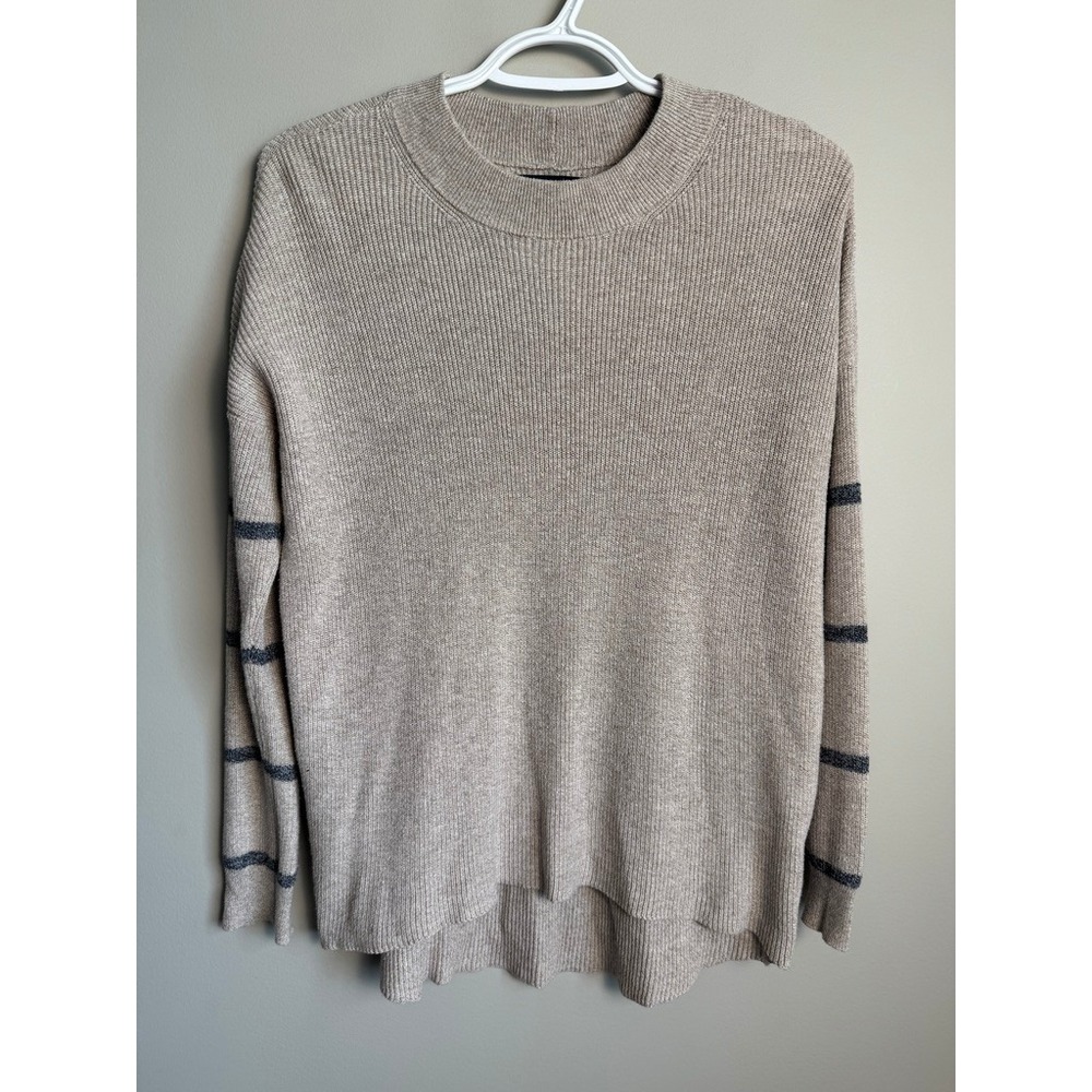 American Eagle Striped Sleeve Casual Knit Sweater Womens XS Tan Boho Preppy Fall